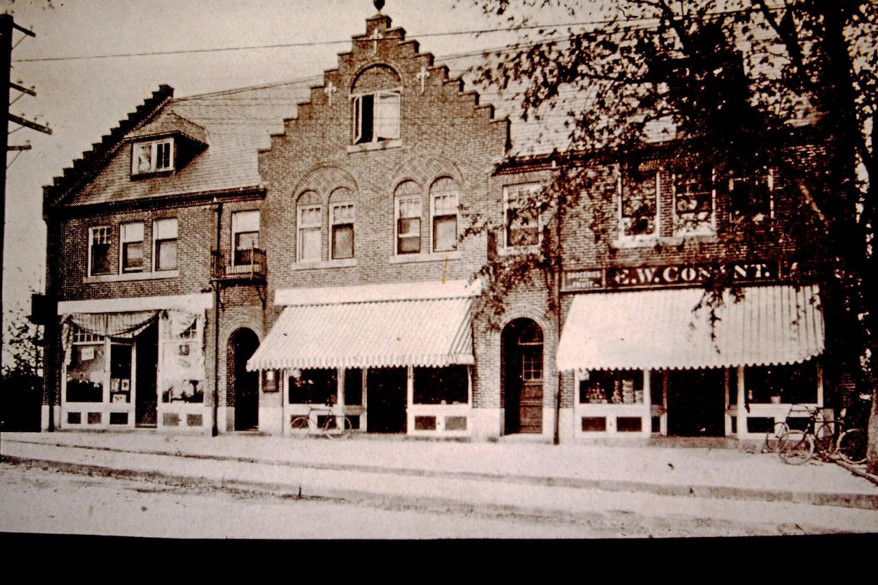 Waban Strong Block Beacon Street circa 1910 w Conant Store